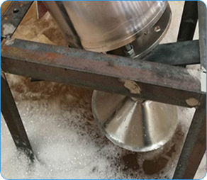 機(jī)械消泡器消泡圖